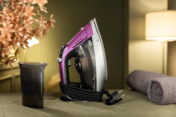 Beko FutureIron Premium SIM8130V -silitysrauta