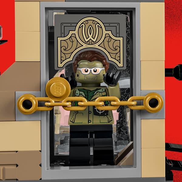 LEGO DC Batcave: The Riddler Face-off (76183)