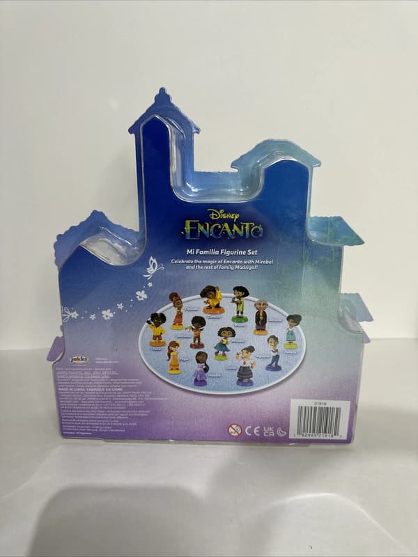 Disney Encanto. Perhesetti 12 kpl