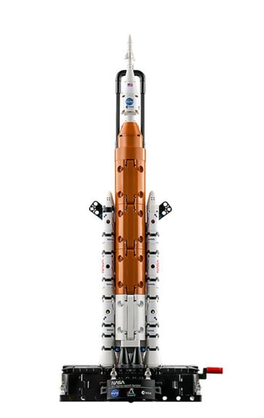 LEGO 42221 Technic NASA Artemis SLS-raket
