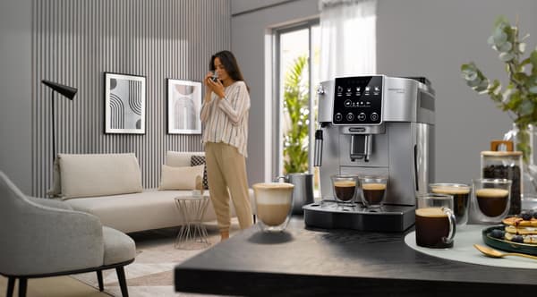 De'Longhi ECAM220.31.SB -espressokeitin
