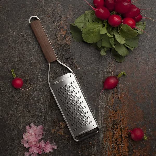 MICROPLANE Master Ribbon - manuel køkkenrive til grøntsager i rustfrit stål