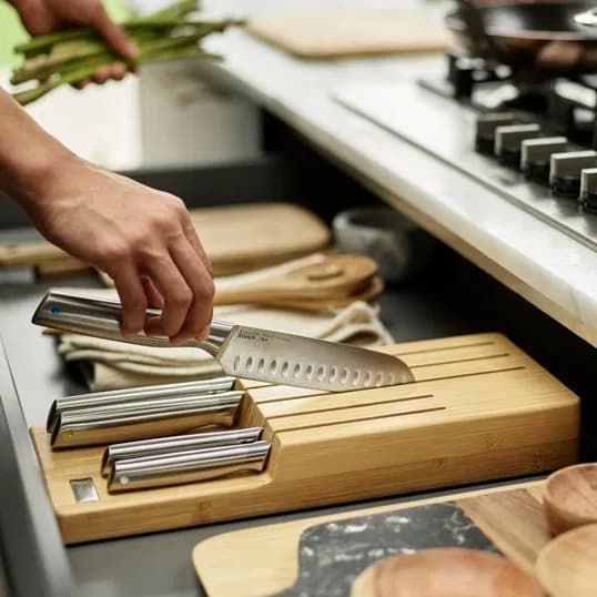 JOSEPH JOSEPH Elevate Bamboo 6 stk. - køkkenknive i rustfrit stål i blok