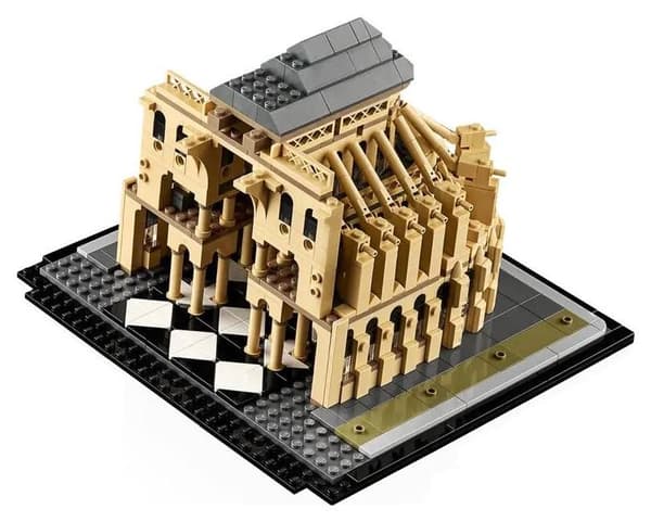 LEGO Architecture 21061 Notre-Dame i Paris