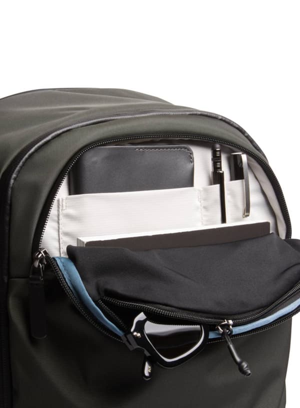 Bellroy Transit Workpack Pro 22 stadsryggsäck - oliv