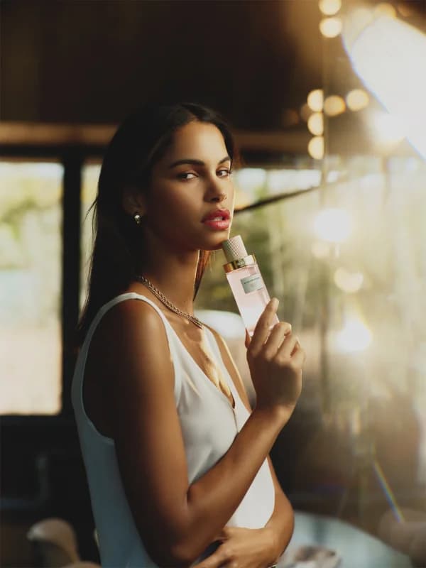 Anne Klein Oh-So Elegant Eau de Parfum naisille