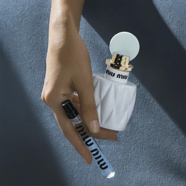 Miu Miu Fleur De Lait Eau de Parfum naisille