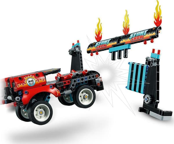LEGO Technic Stuntbil och motorcykel (42106)