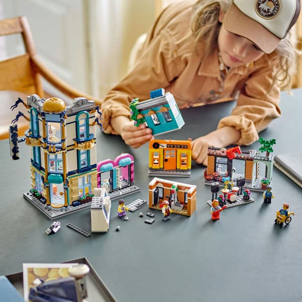 LEGO Creator Hovedgaden (31141)