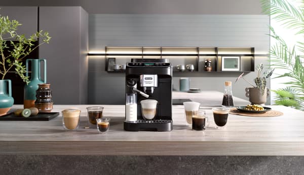 DELONGHI ECAM310.60.B Sort automatisk kaffemaskine