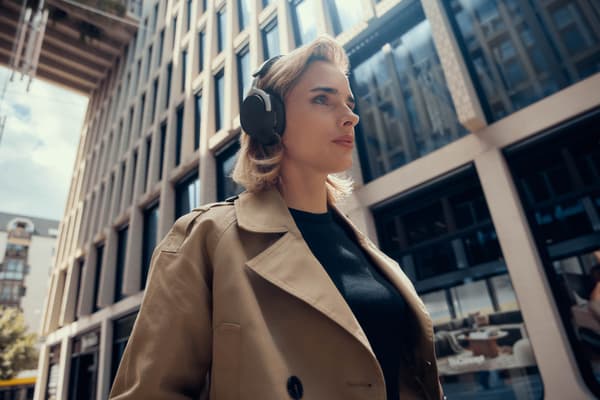 BEYERDYNAMIC Aventho 200 ANC On-Ear Hovedtelefoner Sort