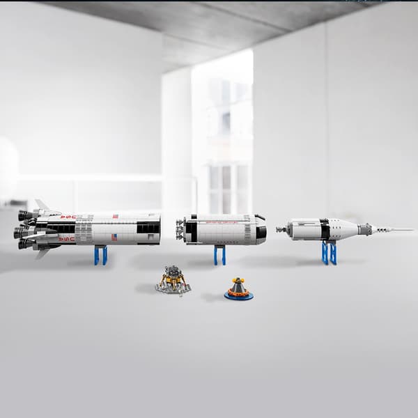 LEGO Ideas NASA Apollo Saturn V (92176)