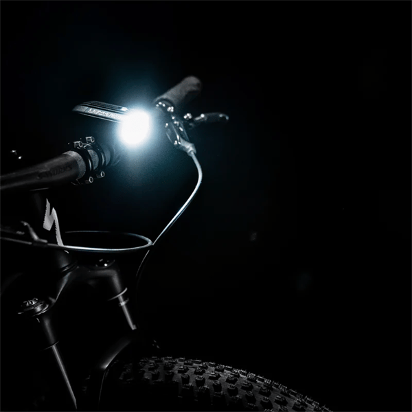 Pyöräilytarvikkeet etuvalo LEZYNE Micro Drive Pro 1000+