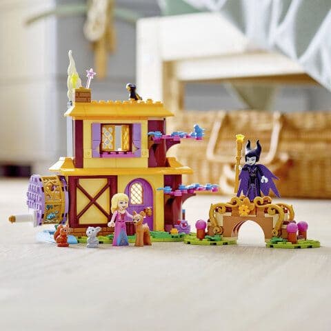 LEGO Disney Auroras skogskoja (43188)