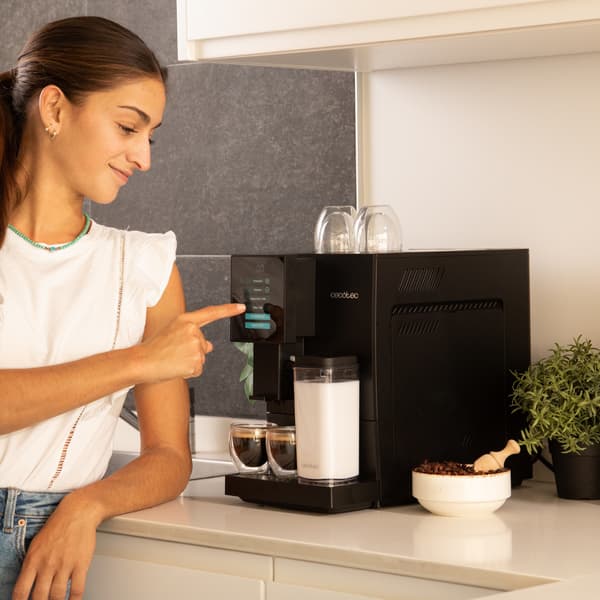 CECOTEC Cremmaet Compactccino Fuldautomatisk Kaffemaskine Sort