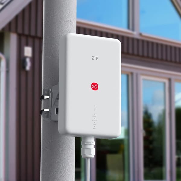 5G-router ZTE G5 Max Hvid