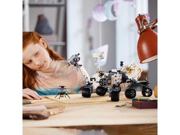 LEGO Technic 42158 NASA Mars Rover Perseverance