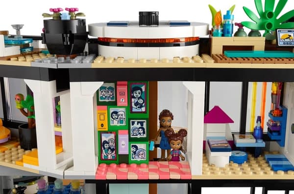 LEGO Friends 42639 Andreas moderne palæ