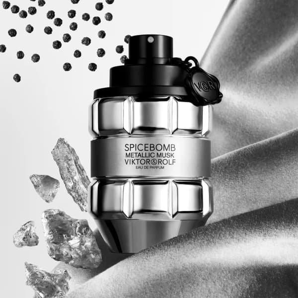 Eau de parfum til mænd Viktor & Rolf Spicebomb Metallic Musk