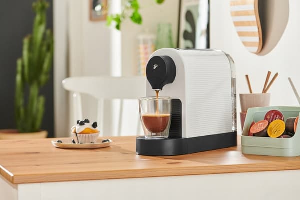 TCHIBO Cafissimo Pure Plus Hvid kapselkaffemaskine