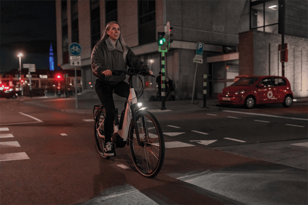 AXA NXT 30 E-Bike Forlygte
