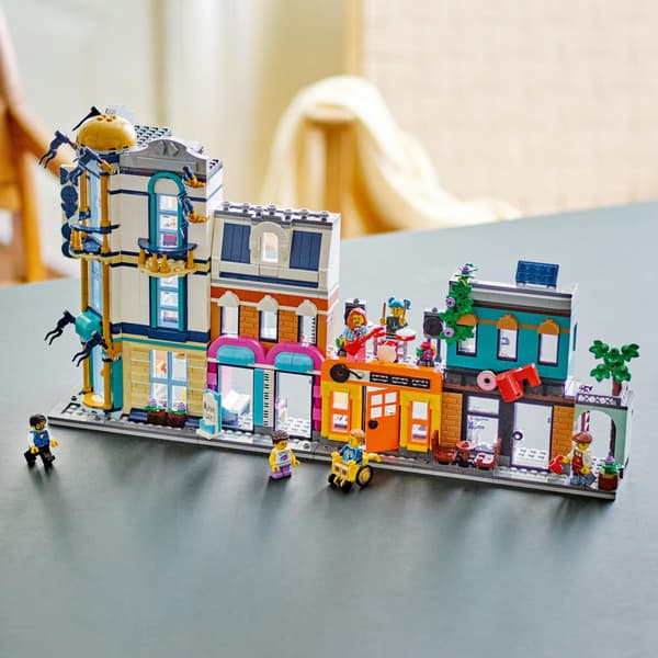 LEGO Creator Huvudgata (31141)