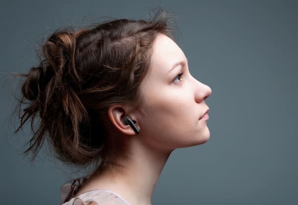 CELLULARLINE Pure In-ear hovedtelefoner Sort