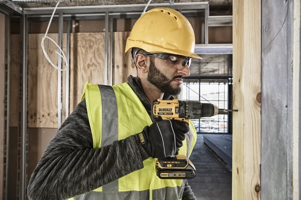 Dewalt DCD791D2 18 V borrskruvdragare 2 x 2 Ah batteri