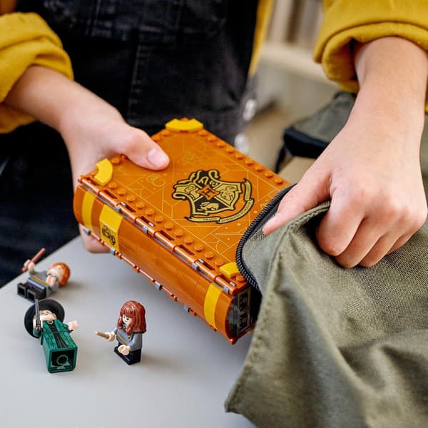 LEGO Harry Potter Hogwarts Moments: Transfiguration Class (76382)