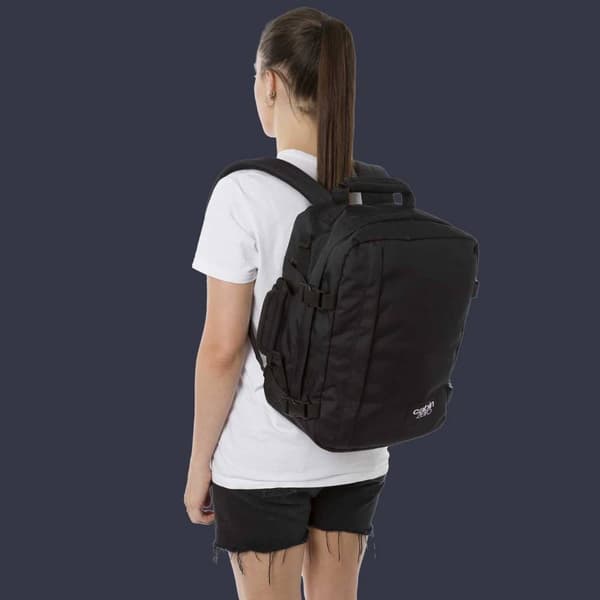 Ryggsäck handbagage för Wizzair CabinZero - absolute black