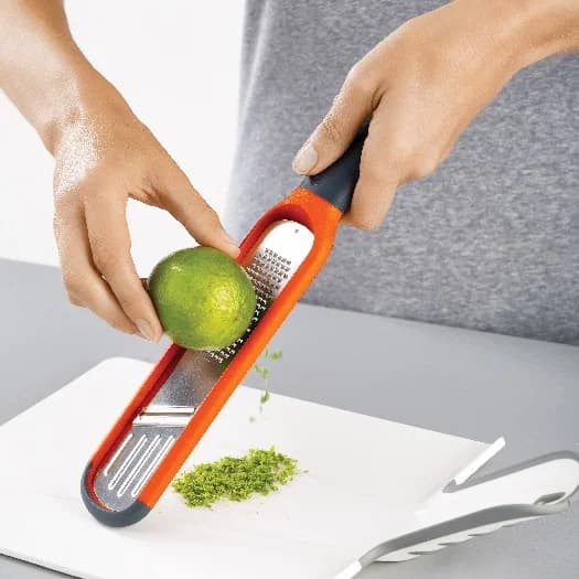 JOSEPH JOSEPH Handi Grate orange - manuel køkkenrive i plast