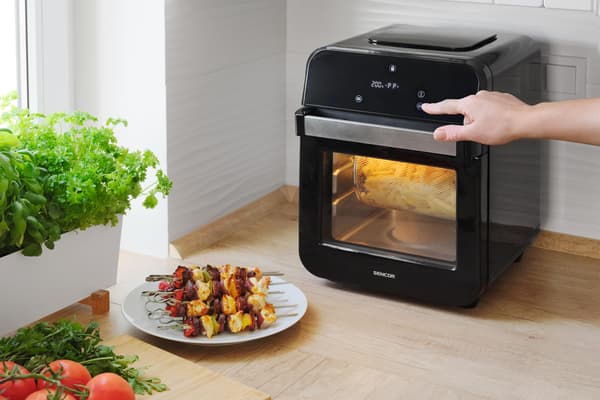 Sencor SFR 5510BK 1500W 12l rasvakeitin