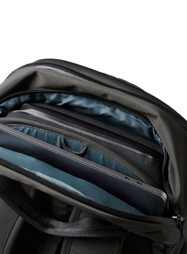 Bellroy Transit Workpack Pro 22 stadsryggsäck - oliv