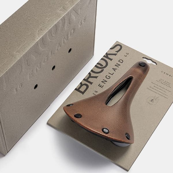 Brooks England C17 Carved -satula, oranssi