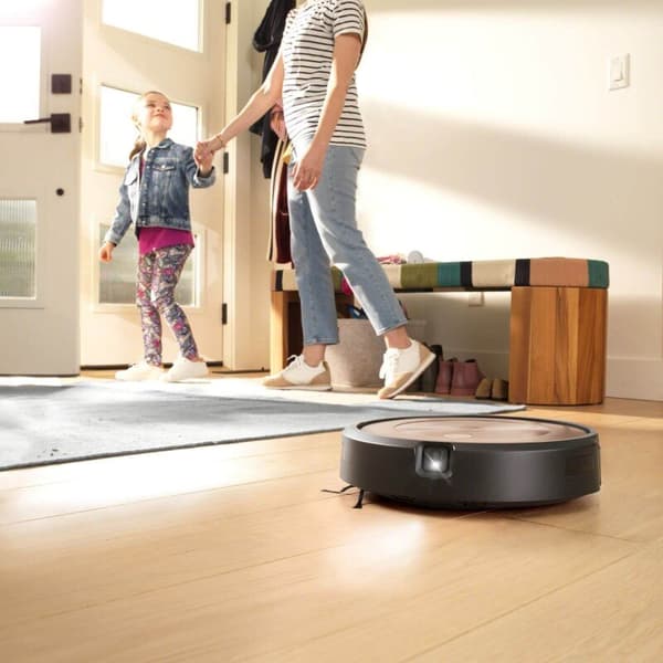 Robotdammsugare IROBOT Roomba j9