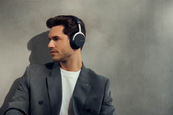 BEYERDYNAMIC Aventho 200 ANC On-Ear Hovedtelefoner Sort