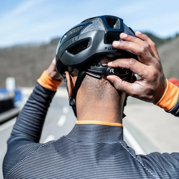 Rogelli Puncta cykelhjelm sort Farve: Sort Størrelse: L/XL