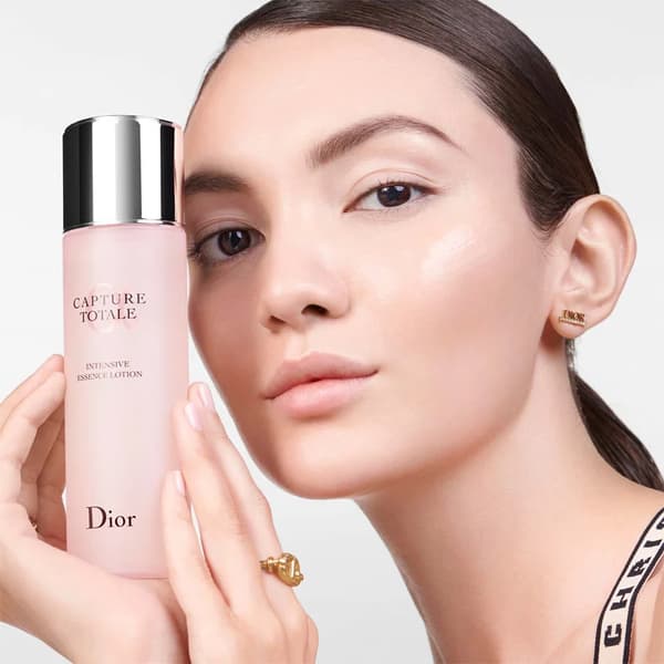 DIOR Capture Totale Intensive Essence Lotion 150 ml