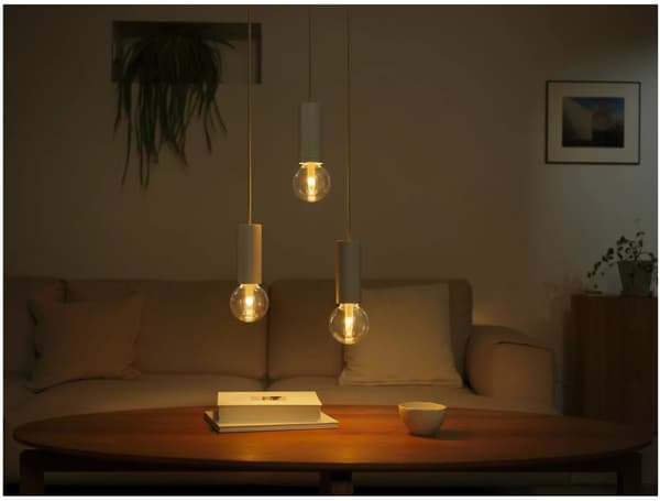 Smart LED-lampa PHILIPS HUE 929003151101 6.8W E27 Bluetooth, ZigBee