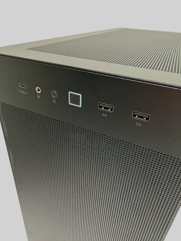 Blackstorm R7 9070XT gamingdator