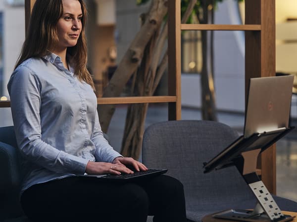 Mousetrapper Laptop Stand Pro ställ för bärbar dator
