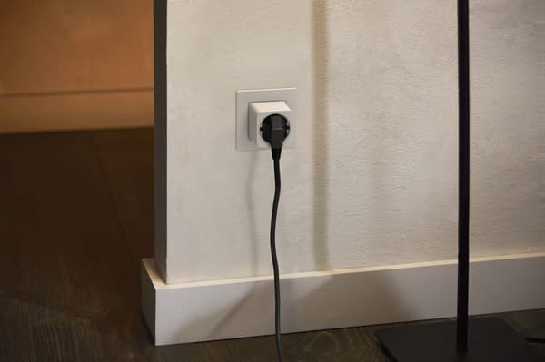 Philips Hue Smart plug - fjärrstyrt smartuttag