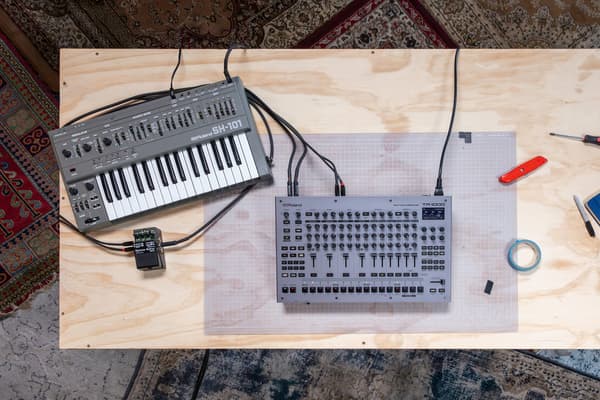 TR-1000 Rhythm Creator trummaskin