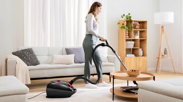 Bosch Serie 8 BGL8POW3A dammsugare, svart