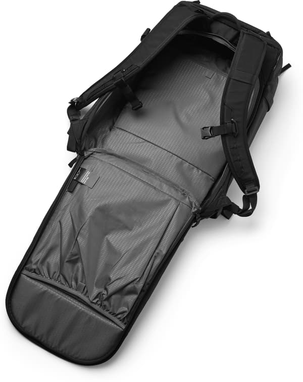 Db Backcountry Backpack 25L -ryggsäck, black out