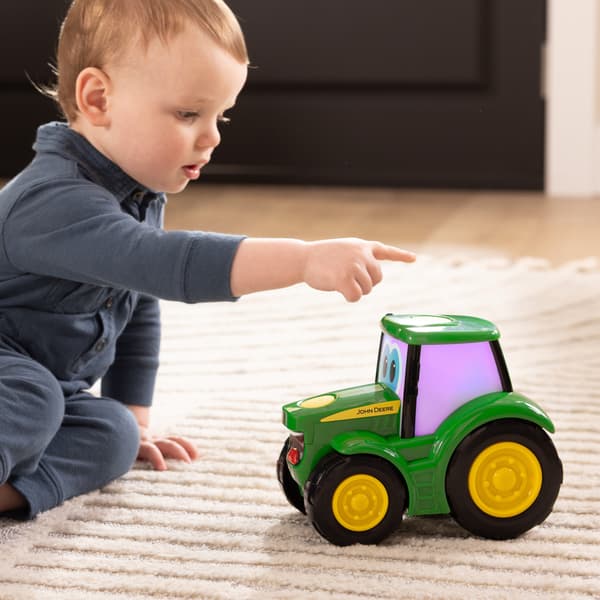 John Deere Ljus & Ljud, Johnny Traktor