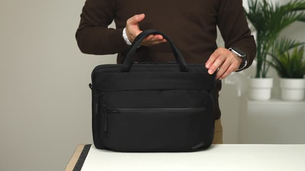 Targus Work+ 13–14" 3-i-1 Tech Brief datorväska, svart