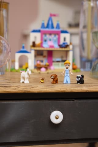 LEGO Disney Princess 43283 – Askungens slott och djurvänner