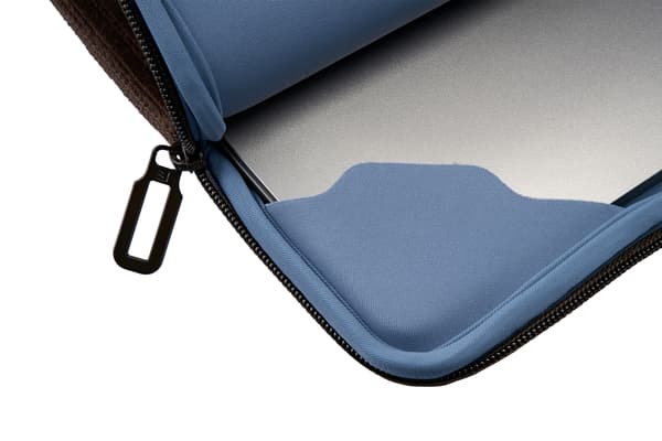 Tucano Velluto 2 skyddsfodral, Macbook Pro / Air 13", brun