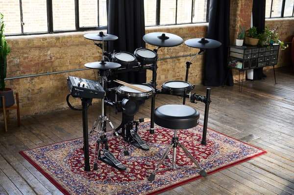 Roland TD513 V-Drums elektriskt trumset